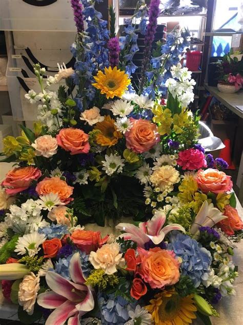 Funeral flower message from a coworker. https://www.facebook.com/photo.php?fbid=2173719442687776 ...