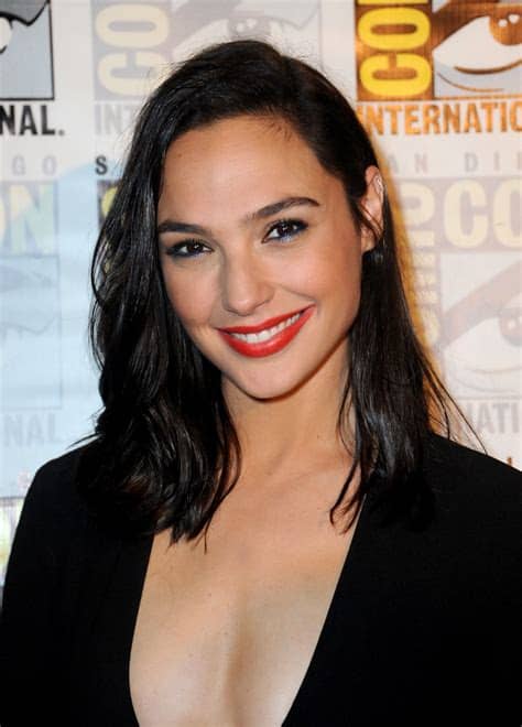 See more of gal gadot wonder woman dceu fans on facebook. Gal Gadot's Best Beauty Moments, From Fast & Furious to ...