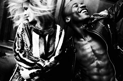 Kate Moss Gets Happy In Mario Testino Snaps For Vogue