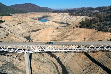 Lake Oroville Shows The Shocking Face Of Californias Drought Kqed