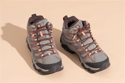 The 4 Best Hiking Boots Of 2024 Reviews By Wirecutter