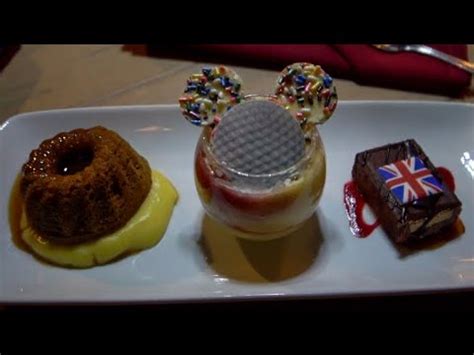 Dining Review Illuminations Dining Package At Rose Crown Pub Epcot World Showcase Youtube