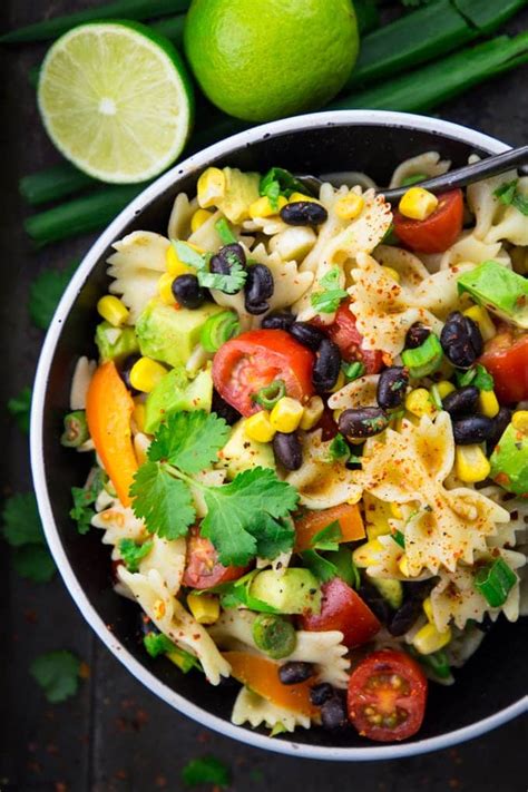 If you're looking for vegan pasta salad recipes, this is the perfect post for you! Southwestern Pasta Salad (Vegan) - Vegan Heaven