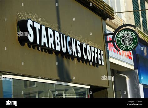 Starbucks Coffee Shop Sign Brighton Uk Stock Photo Alamy