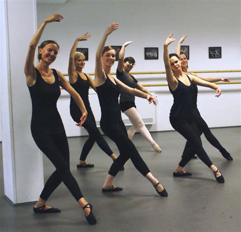 Classes Yan Ballet Academy