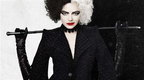Emma stone transforms into cruella de vil while filming disney flick. New Cruella Trailer Starring Emma Stone Released By Disney