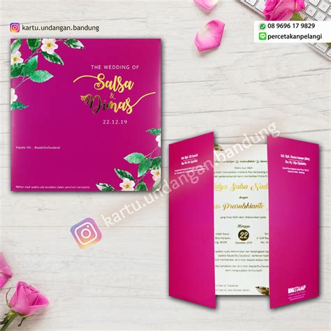D… read more kartu undangan pernikahan tema persib terbaru / kartu undangan bandung. Kartu Undangan Pernikahan Unik
