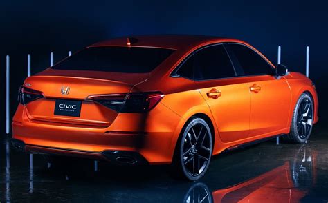 The new 2022 honda civic hatchback gains a more mature look and more technology over the outgoing model. 2022 Honda Civic prototype debuts, previews 11th gen ...
