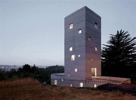 Towering Architecture: 10 Incredible Tower Houses Rising ...