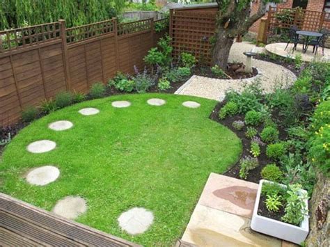 Square Garden Design How To Best Transform Your Limited Space