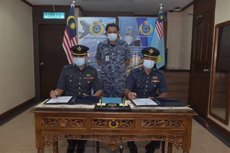Both borang 1 and 2 will have to enclose together (1) nric, (2) clp cert, (3) llb cert, (4) birth cert, (5) master profile. SERAH TERIMA TUGAS PEGAWAI STAF 2 SEKRETARIAT A