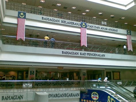 Jabatan pendaftaran negara (jpn) (cawangan kuala lipis). Bangunan JPN Putrajaya Dikosongkan Ekoran Kebocoran Gas ...