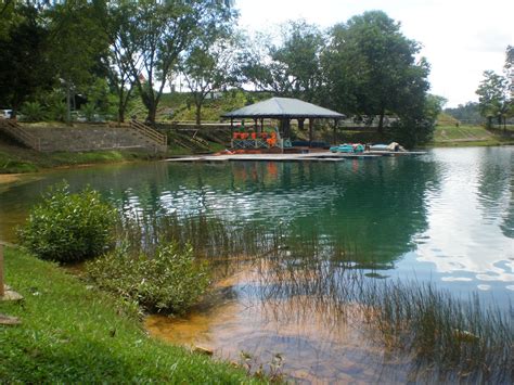 Tasik puteri dimana tempat yang ramai pengunjung yang datang melancong dan berkelah.insyaallah lepas ni aku akan pergi di. PANITIA PSV/DSV SK PARIT KASAN: Pemandangan di Tasik ...