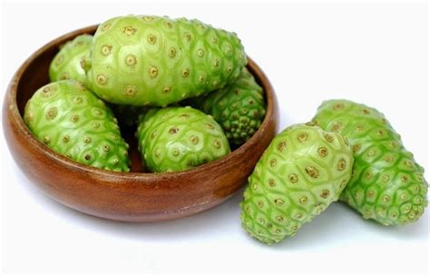 Beberapa jenis pewarna makanan yang terbuat dari bahan kimia harus lulus uji kelayakan pangan sebelu digunakan dengan mengukur kandungan dan bahan yang digunakan. Pewarna Alami Batik, Terbuat Dari Apa? - DewiSundari.com