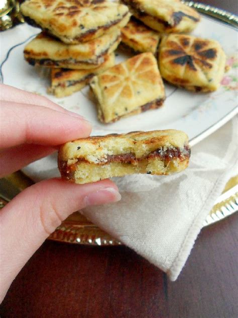 Algerian Date Filled Semolina Cookies Confessions Of A Confectionista