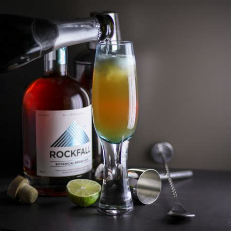 Our favourite christmas drinks come in two varieties: Spiced Rum Cocktails | Rum Cocktail Recipes | Rum Mixology | Rockfall