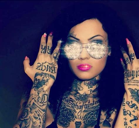 Bugz Bonnie Icandy Up Girl Henna Hand Tattoo Paw Print Tattoo Bonnie Tattoos For Women