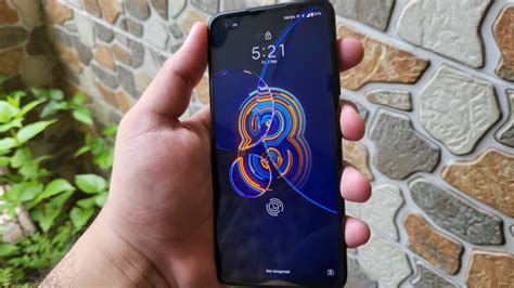 Asus 8z Review Redefining Compact Flagships The Mobile Indian