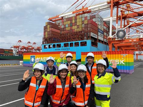 Apm Rainbow Containers World Tour Celebrate Diveristy Business Social