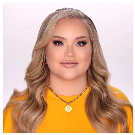 The Beauty Community Celebrates Nikkietutorials As She Comes Out As