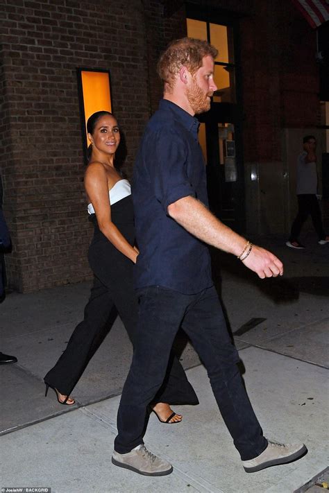Prince Harry And Meghan Markle Spotted Leaving Nyc Italian Restaurant I Know All News