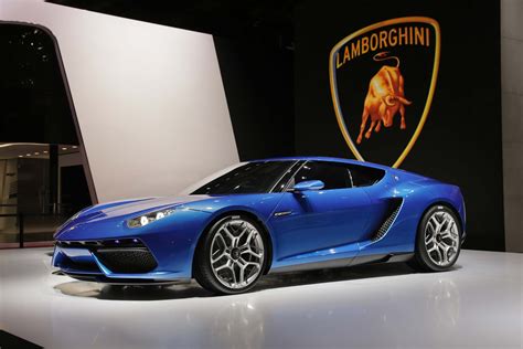 Lamborghini Asterion Lpi 910 4 Is Fwd In Electric Only Mode