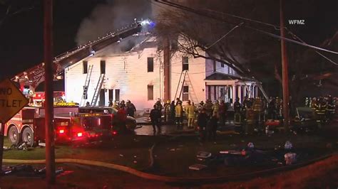 Police 2 Firefighters Die In House Fire Body Found Outside Wny News Now