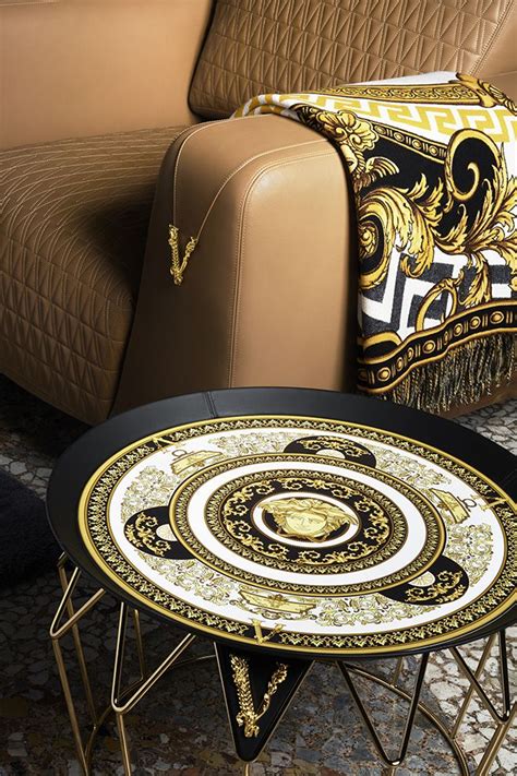 Get To Know Versace Homes New Collection Versace Home Versace