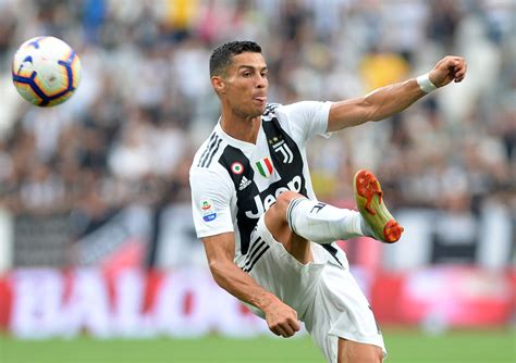 .forzajuventus #cr7juventus #christianoronaldo#finoallafineforzajuventus #cristianronaldo #forza_juve #forzajuve #paulodybala. 'Not my GOAT': Cristiano Ronaldo panned for 'angry ...