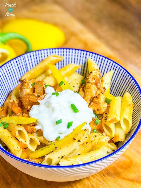 Dinner recipes slimming world is free hd wallpaper. Syn Free Chicken Fajita Pasta | Slimming World - Pinch Of Nom