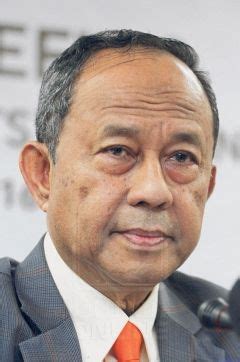 * wira azhar bin abdul hamid appointed chairman source: FGV seakan 'bermain api' nafi pengumuman Najib lantik ...