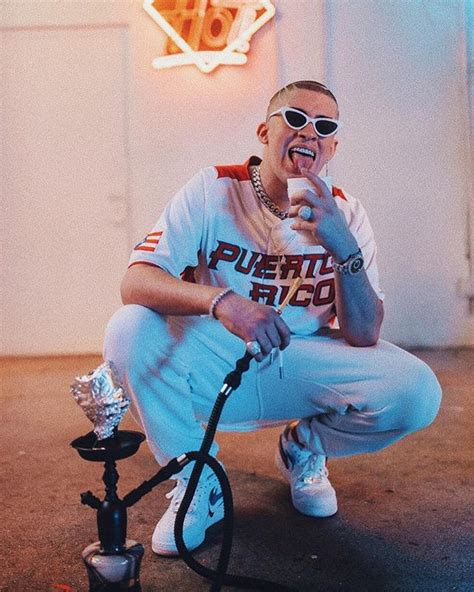 1 spot on billboard's top latin albums chart. Bad Bunny family in detail: mother, father, brothers ...
