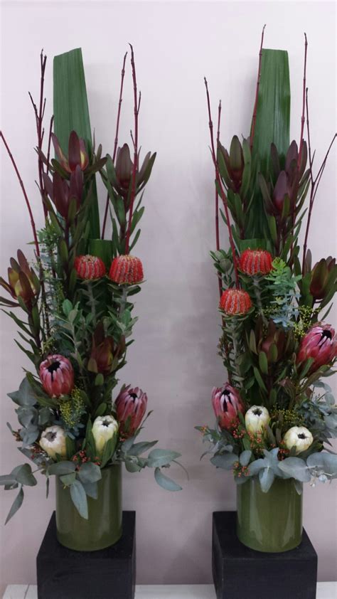 pedestal arrangements adelaide blackwood florist
