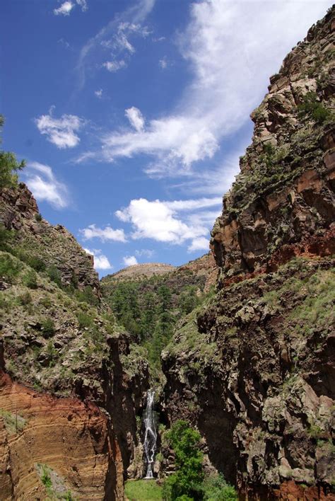 12 Incredible Hikes Under 5 Miles Everyone In New Mexico Should Take