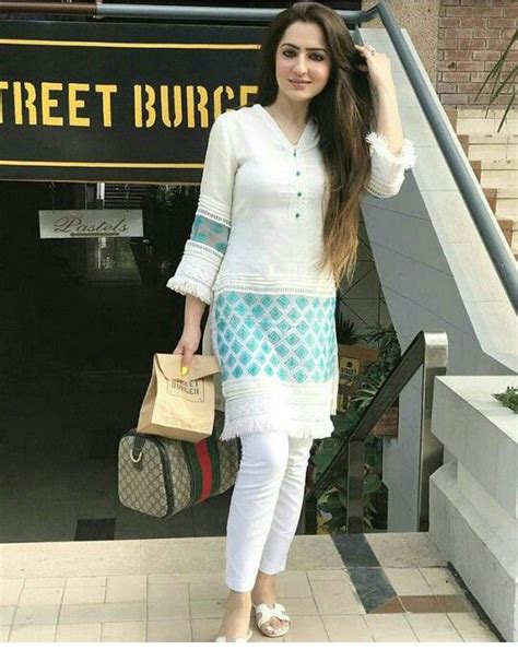 Pakistani Simple Dresses Dresses Images 2022