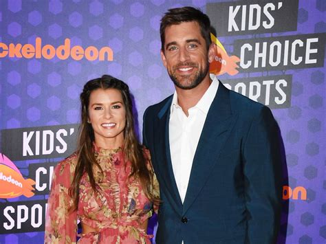 Aaron Rodgers Dating History From Olivia Munn To Shailene Woodley