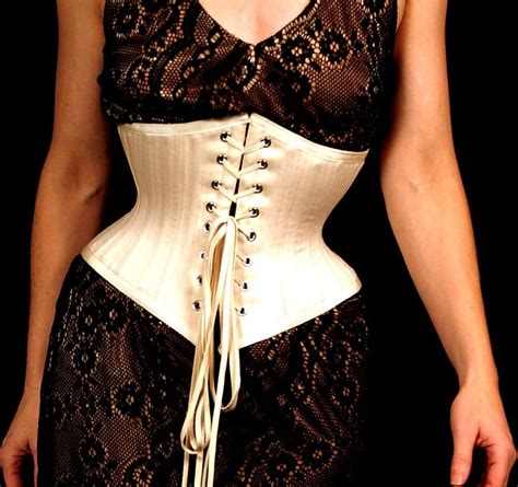 Corset Training Tight Lacing 299 00 Via Etsy I Never Thought Of Doing Lacing Up The Front