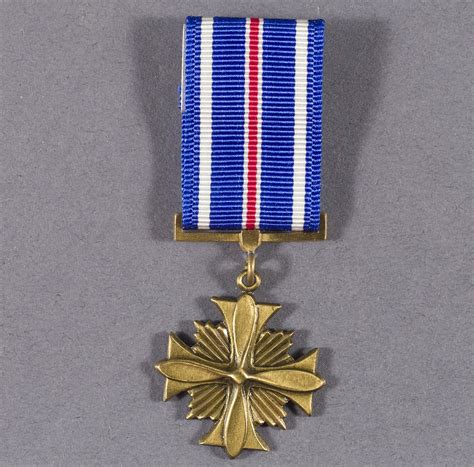 Medal Miniature Distinguished Flying Cross National Air And Space