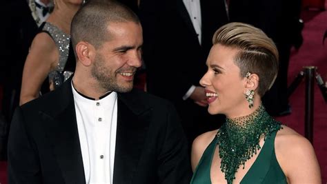 Scarlett Johansson Is Single Again As Divorce Is Finalized