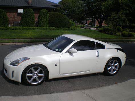 Nissan 350z Review And Photos