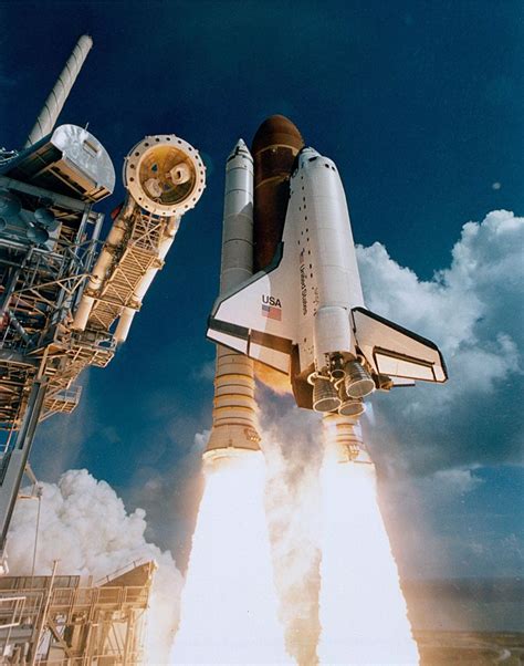 Nasas Space Shuttle Program In Pictures A Tribute Space