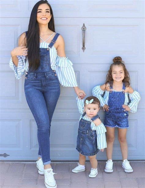 Pin By Kelby Duckworth On Mommy And Her Girls Mom Daughter Outfits Mom Daughter Matching