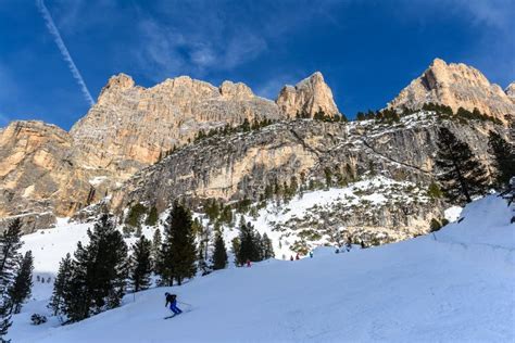 Skiing In Lagazuoi Stock Image Image Of Adige Alto 109129563
