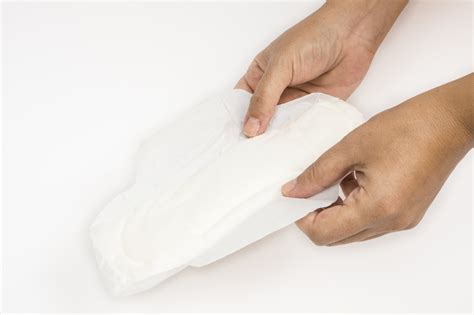how one man found a way to create low cost sanitary pads for women in india sheknows