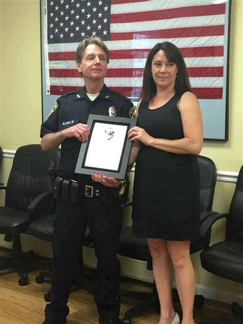 New Fairfield police officer retires after 35 years