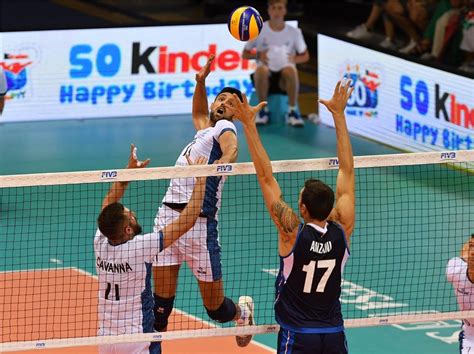 Voley | histórico triunfo de argentina ante el campeón mundial polonia foto: Mundial de Voley: Argentina cayó frente a Italia en ...