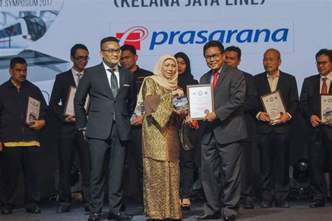 Rapid rail sdn bhd (styled as rapidrail) is the operator of the rapid transit (metro) system serving kuala lumpur and the klang valley area in malaysia. #RapidRail Diiktiraf Sebagi Pemacu Inovasi Dalam Industri ...