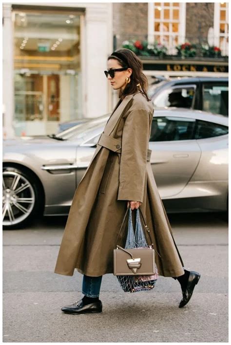 30 How To Wear A Trench Coat This Year Stunning Looks Gala Fashion