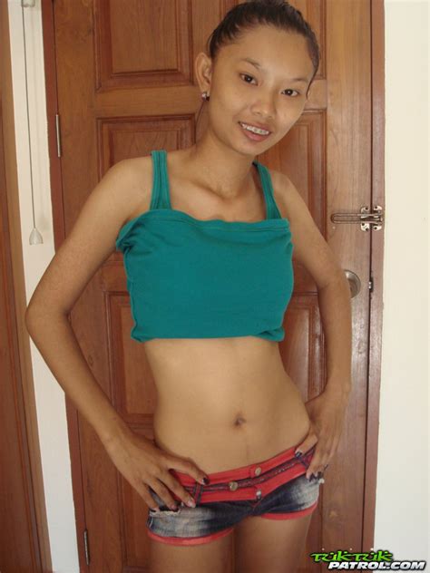 Skinny Thai Girl Naked