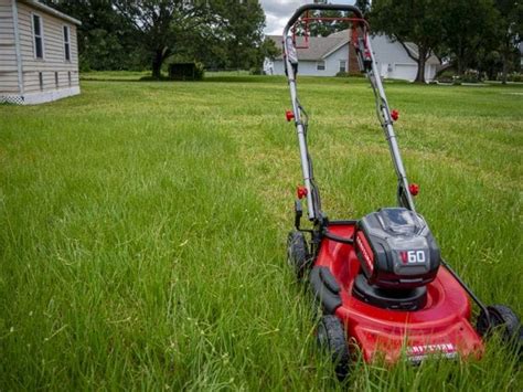 All outdoor living grills and smokers patio lawn and garden lawn care outdoor power equipment paint and supplies tools storage and organization automotive, rv and. Craftsman Self-Propelled Battery Lawn Mower Review | Pro ...